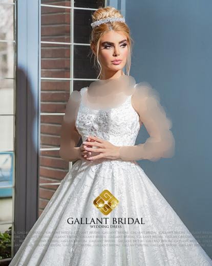 لباس عروس دکلته یقه اسکوپ - مزون گالانت